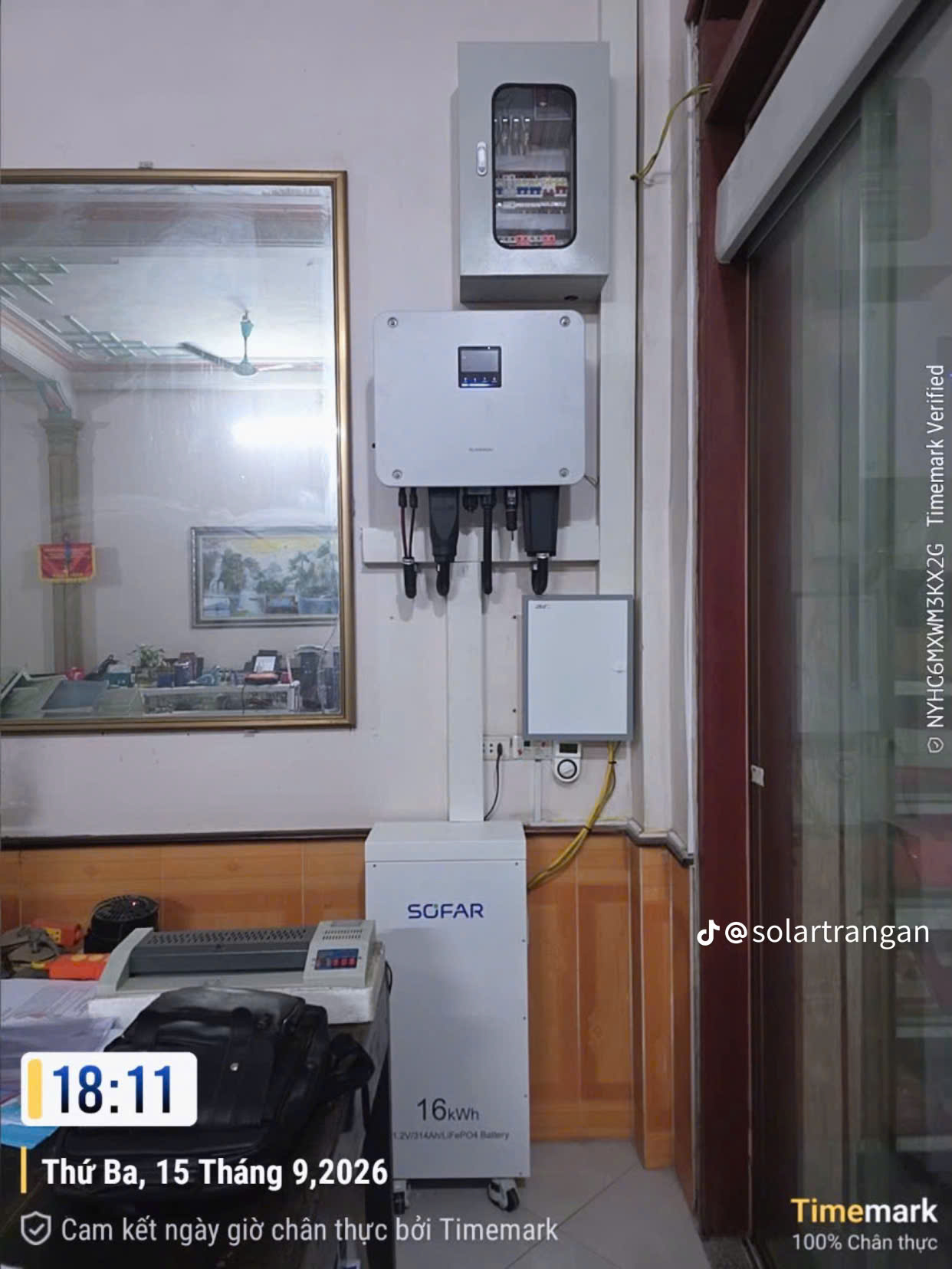 lap-dat-he-thong-dien-mat-troi-ap-mai-hybrid-14-8-kwp-luu-tru-16-kwh-tai-son-dong-bac-giang